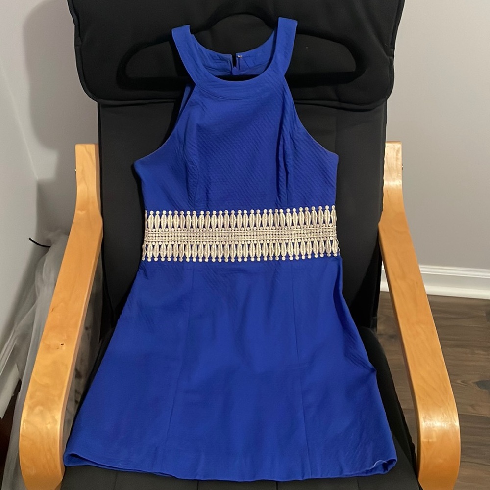 Lilly Pulitzer shift dress. Needs dry cleaning!